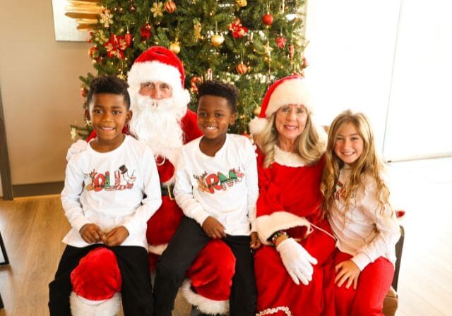 Kids with Santa and Mrs. Clause